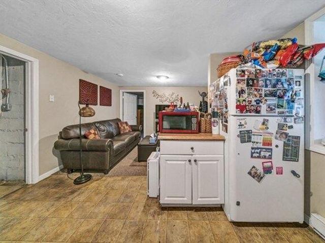House for sale in Shrewsbury, Massachusetts