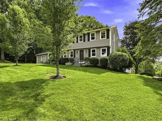 House for sale in Shrewsbury, Massachusetts
