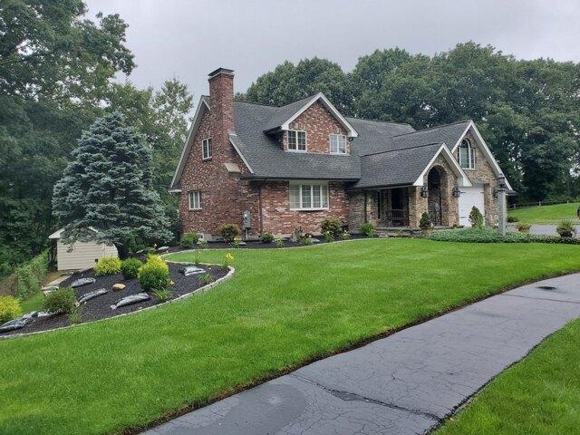 House for sale in Shrewsbury, Massachusetts
