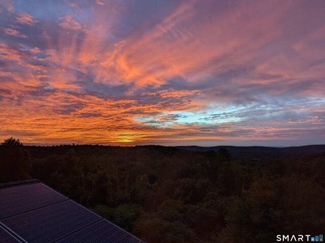 House for sale in Simsbury, Connecticut