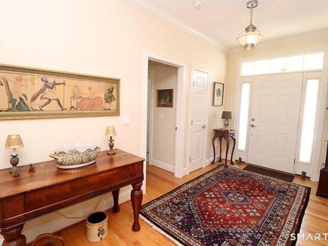 House for sale in Simsbury, Connecticut