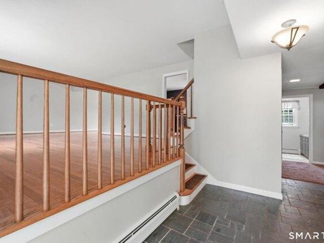 House for sale in Simsbury, Connecticut