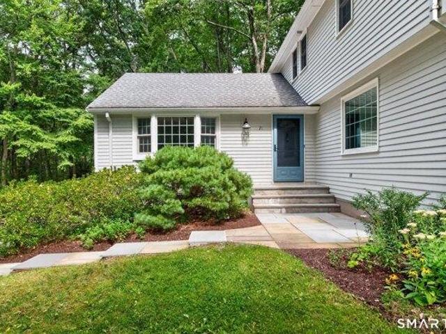 House for sale in Simsbury, Capitol Planning Region
