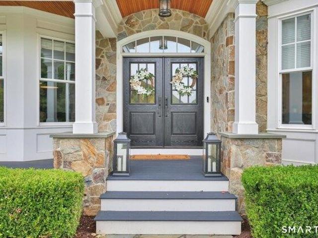House for sale in Avon, Capitol Planning Region