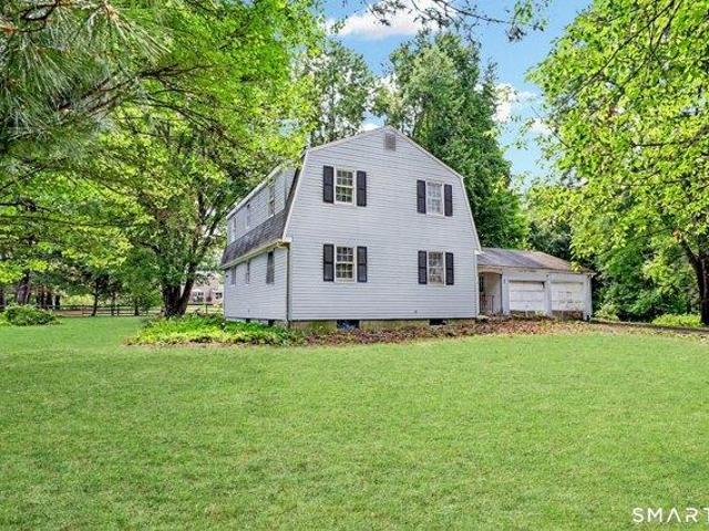 House for sale in Simsbury, Capitol Planning Region
