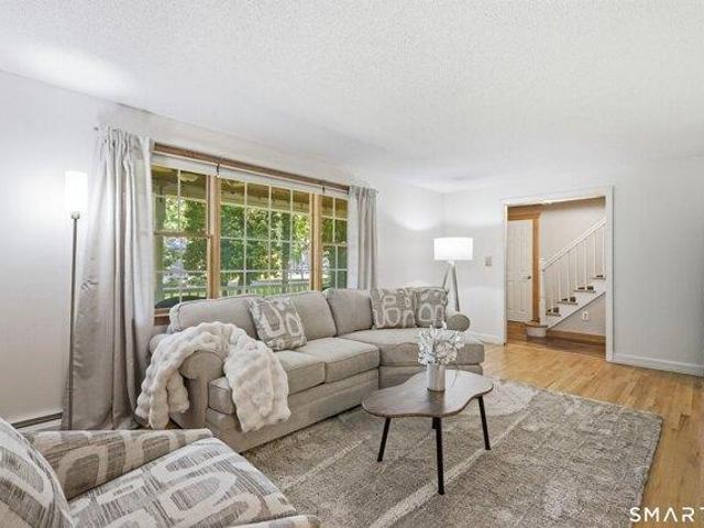 House for sale in Simsbury, Capitol Planning Region