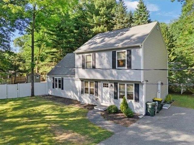 House for sale in Smithfield, Rhode Island