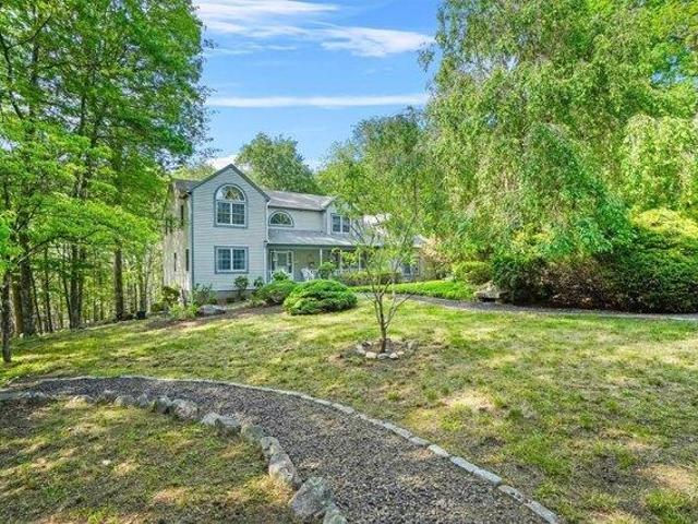 House for sale in Somers, Heritage Hills
