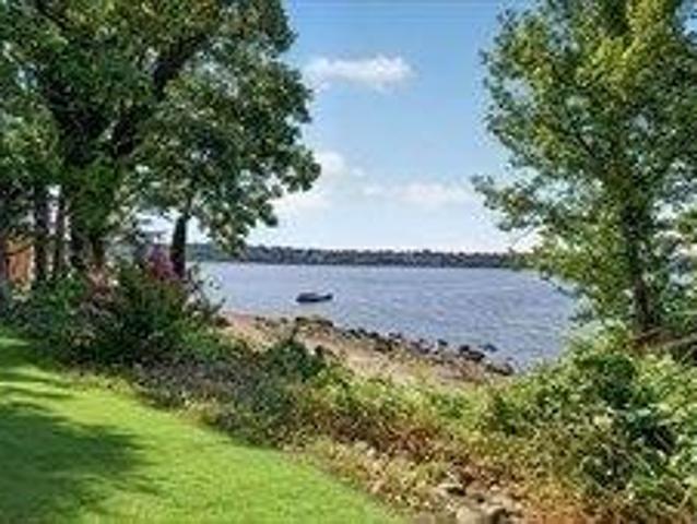 House for sale in Somerset, Bristol County