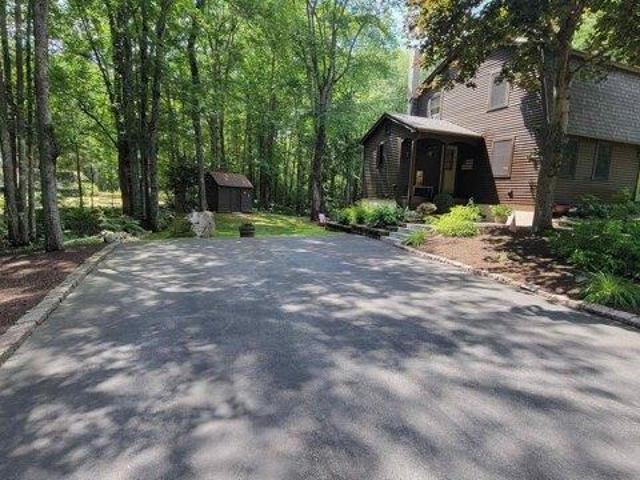 House for sale in New Hampshire