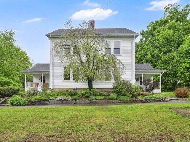 House for sale in Southampton, Massachusetts