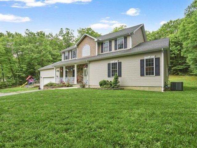 House for sale in Southampton, Massachusetts