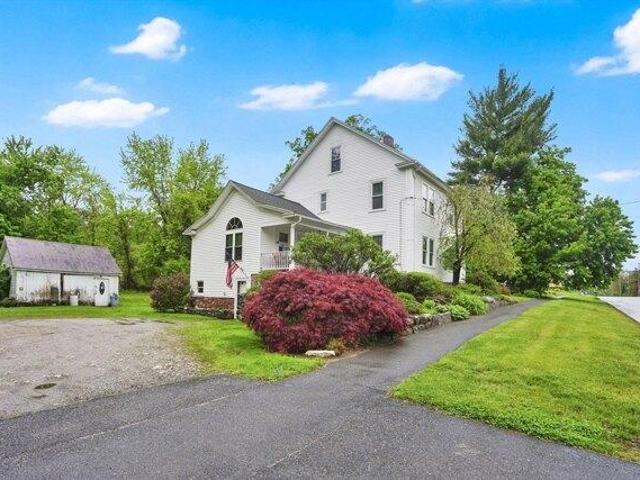 House for sale in Southampton, Massachusetts