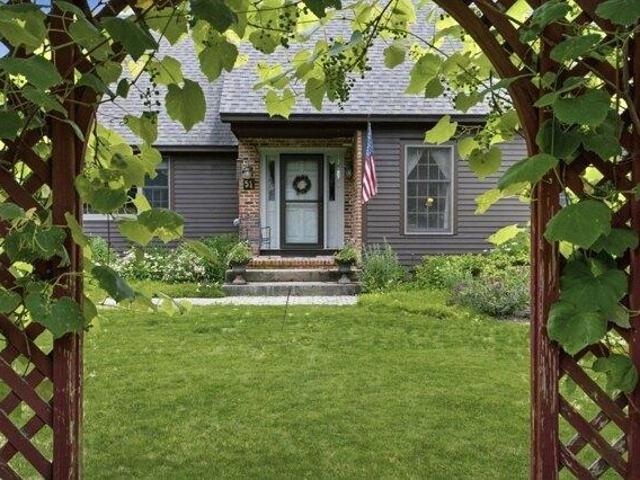 House for sale in Southampton, Massachusetts