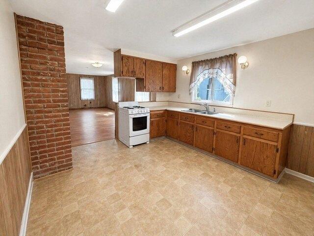 House for sale in Southbridge, Massachusetts
