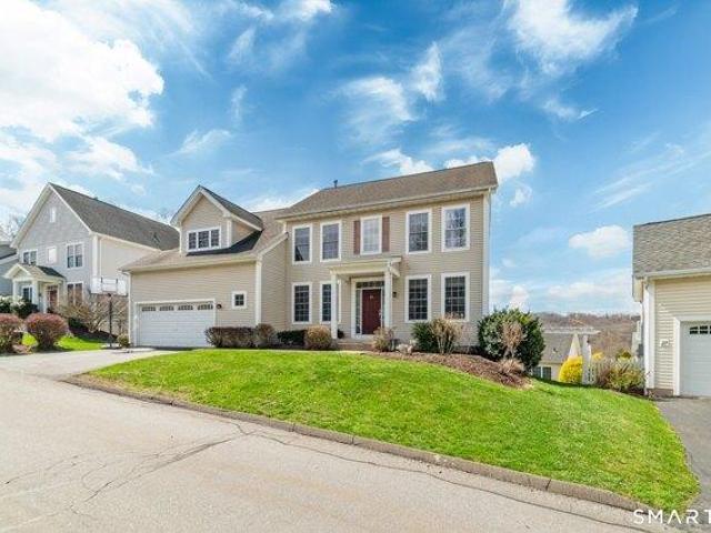 House for sale in Southbury, Connecticut