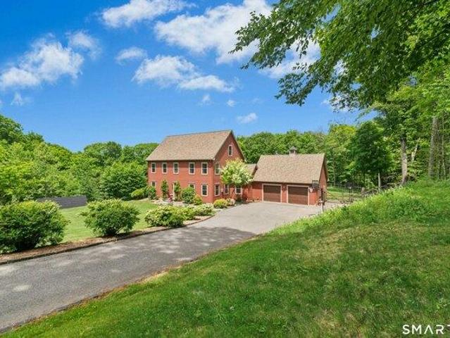 House for sale in Southbury, Connecticut