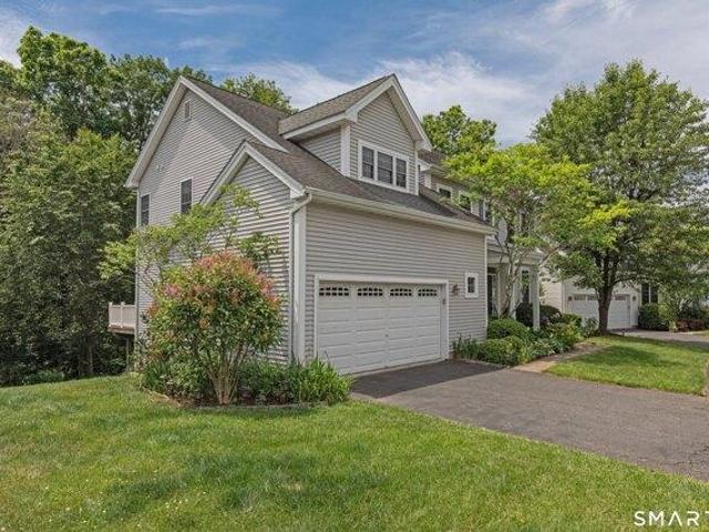 House for sale in Southbury, Connecticut