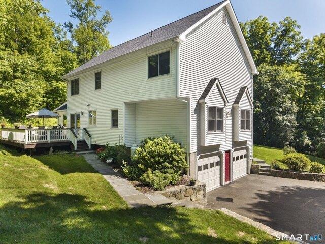 House for sale in Southbury, Connecticut