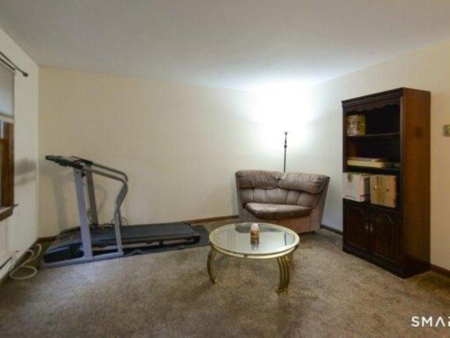 House for sale in Southbury, Connecticut
