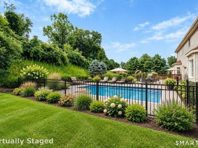 House for sale in Southbury, Connecticut