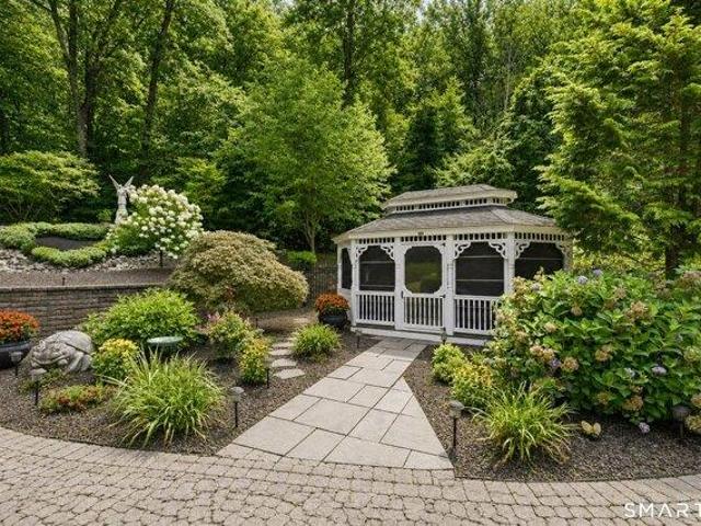 House for sale in Southington, Connecticut