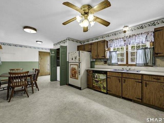 House for sale in Southington, Connecticut