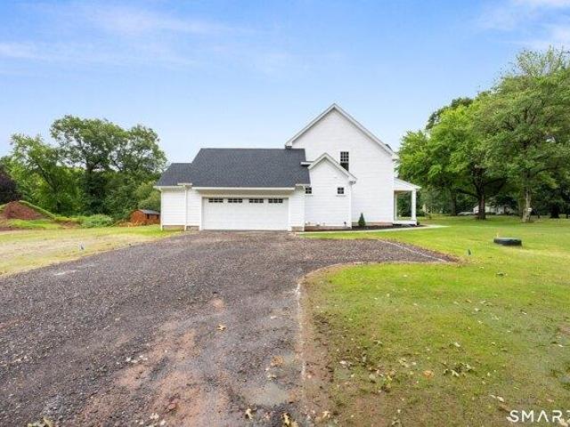 House for sale in Southington, Connecticut