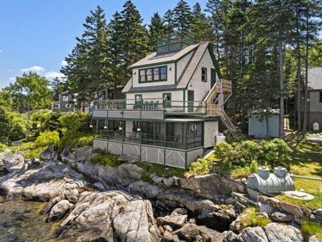 House for sale in Southport, Maine