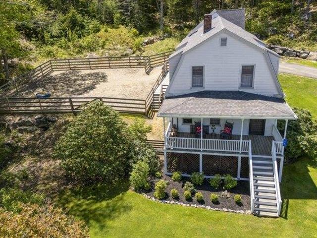 House for sale in Southport, Maine