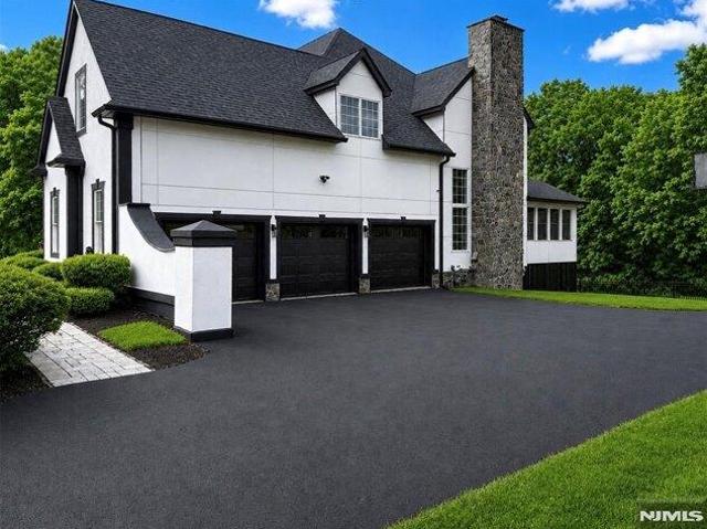House for sale in Sparta, New Jersey