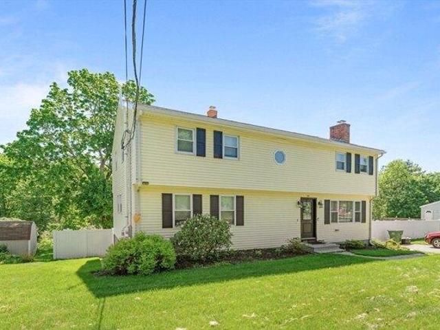 House for sale in Spencer, Massachusetts