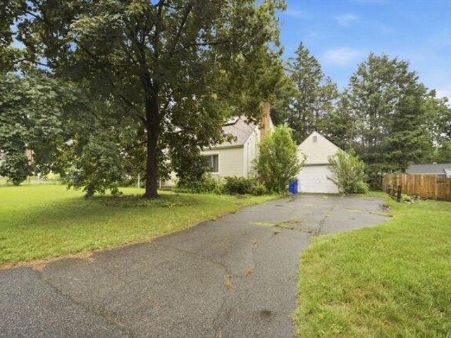 House for sale in Hampden, Massachusetts