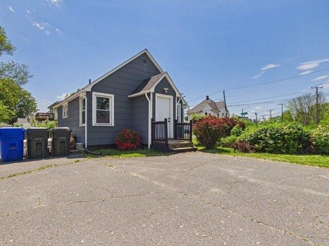 House for sale in Hampden, Massachusetts
