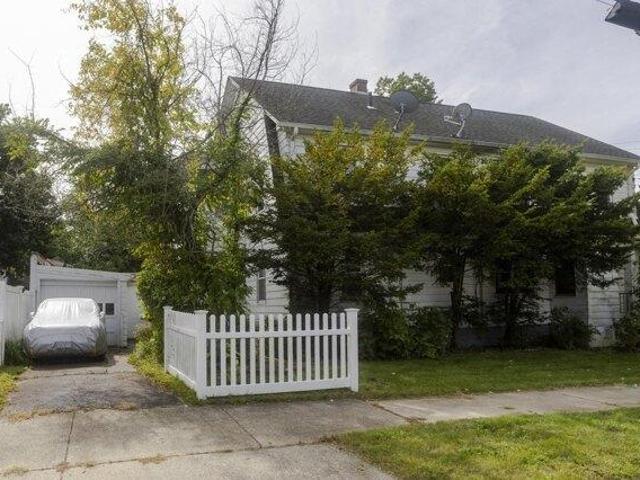 House for sale in Indian Orchard, Springfield