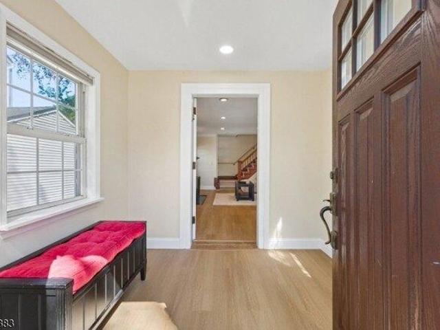 House for sale in Springfield, New Jersey
