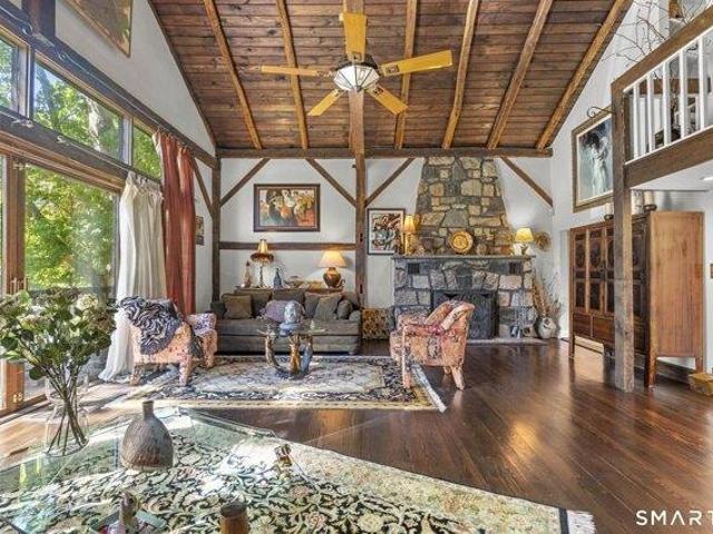 House for sale in Cos Cob, Connecticut
