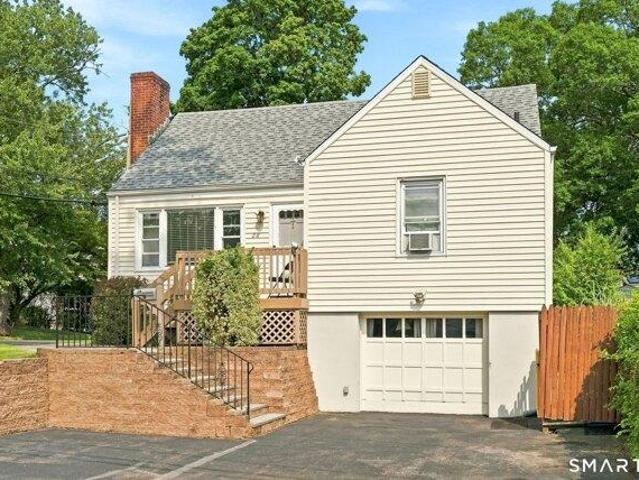 House for sale in Cos Cob, Connecticut