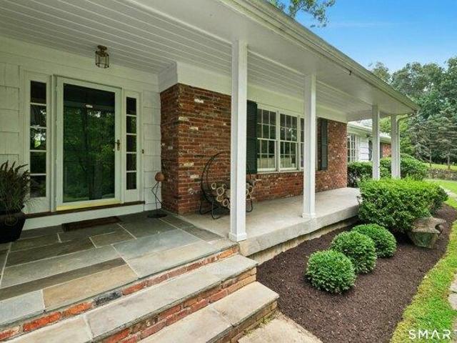 House for sale in Cos Cob, Connecticut