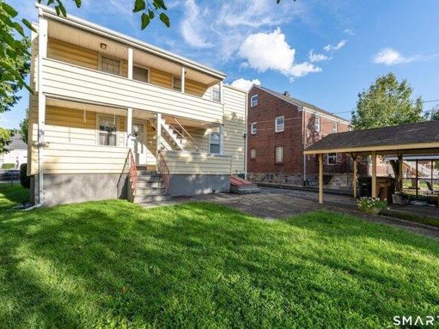House for sale in Cos Cob, Connecticut