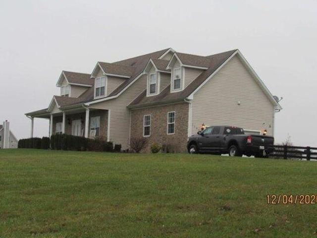House for sale in Stamping Ground, Kentucky