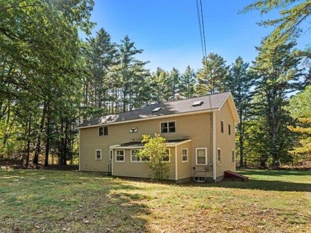 House for sale in Standish, Cumberland County