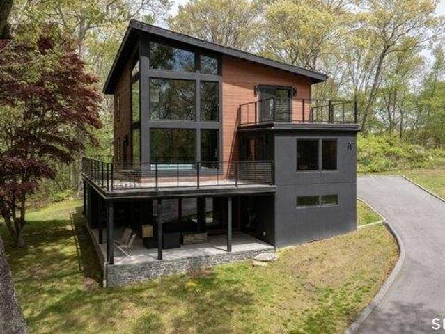 House for sale in Stonington, Connecticut