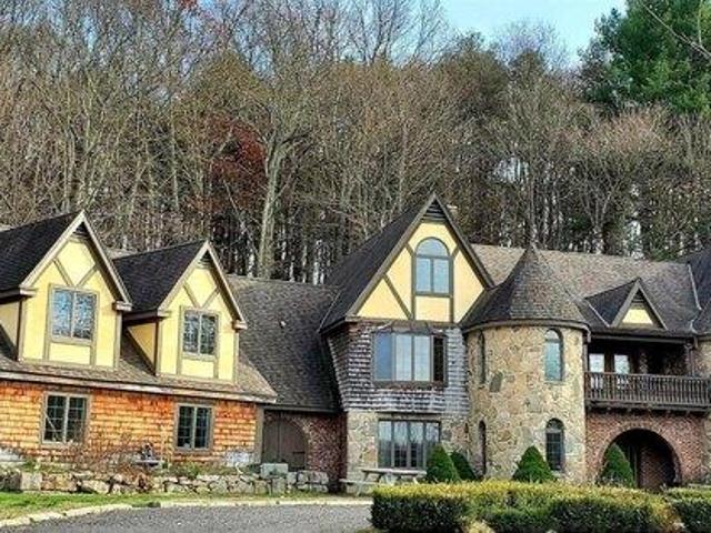 House for sale in Stonington, Connecticut
