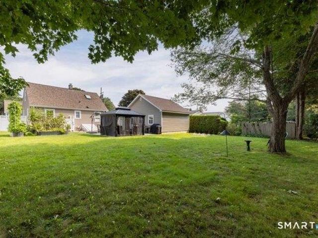 House for sale in Pawcatuck, Stonington