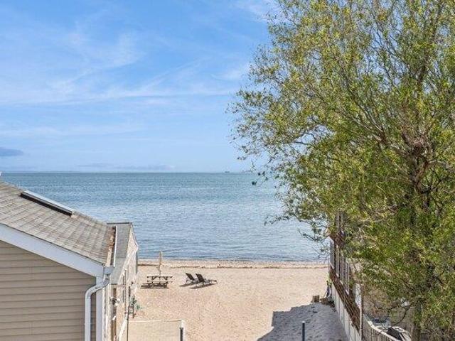 House for sale in Stratford, Connecticut