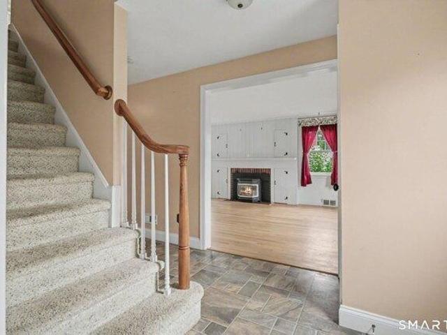 House for sale in Stratford, Greater Bridgeport Planning Region