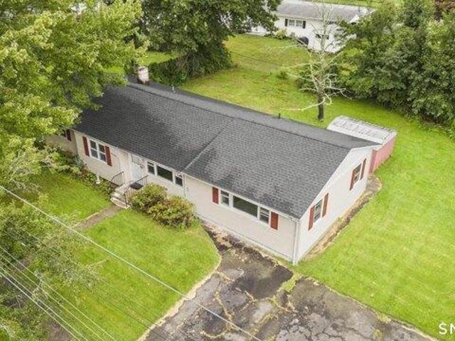 House for sale in Stratford, Greater Bridgeport Planning Region
