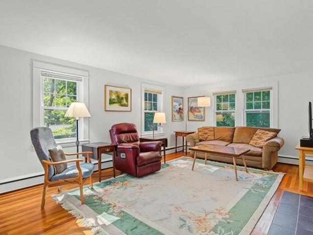 House for sale in Winnicut Mills, Stratham
