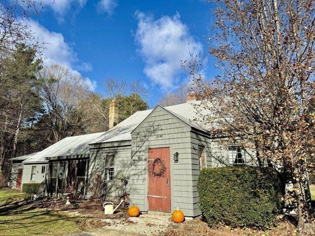 House for sale in Fiskdale, Massachusetts